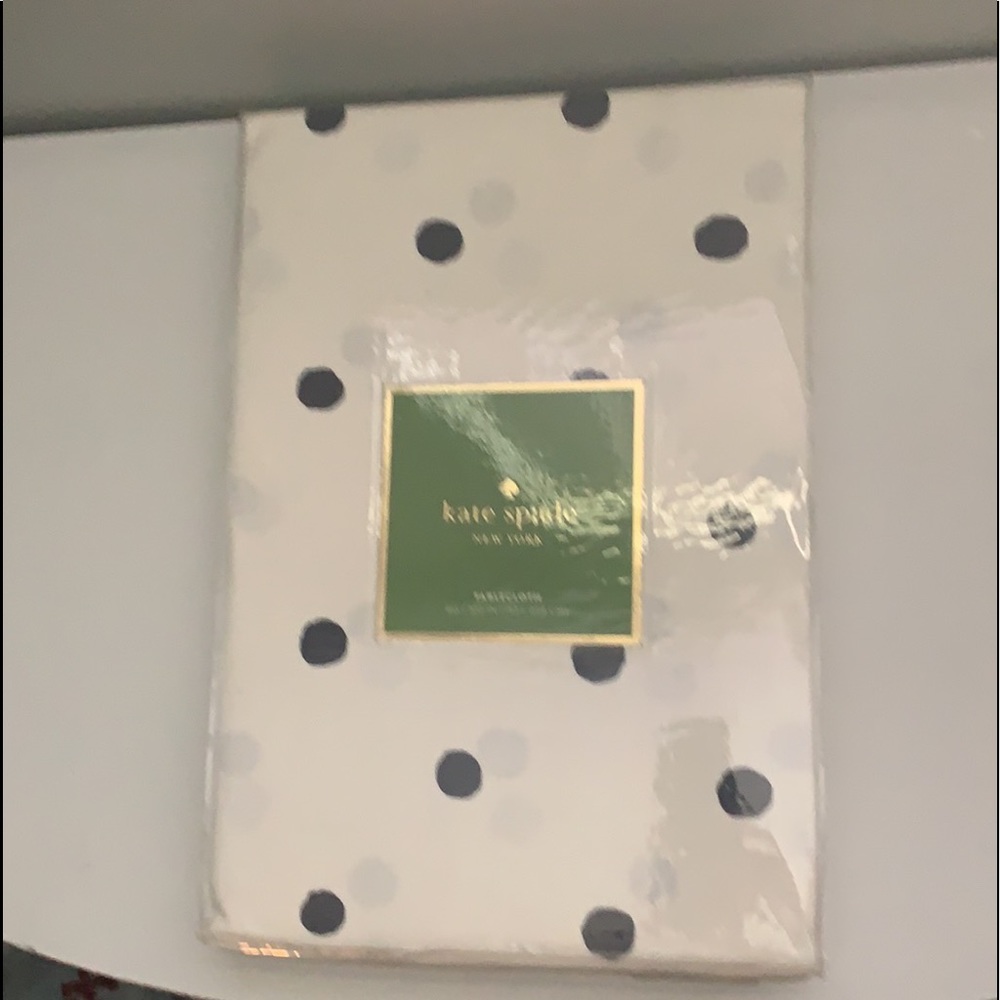 Kate Spade Charlotte Street Tablecloth 60x102